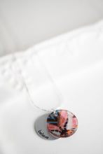 Load image into Gallery viewer, Flutter Eclipse Charm - Silver