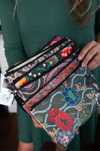 Load image into Gallery viewer, Garden Path Zippered Linen Blend Bag