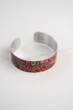 Load image into Gallery viewer, Paisley Small Cuff