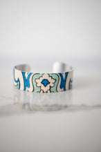 Load image into Gallery viewer, Jade Small Cuff