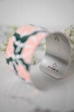 Load image into Gallery viewer, Flower Power