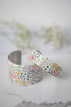 Load image into Gallery viewer, Sweet Meadow