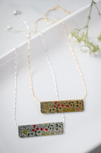 Load image into Gallery viewer, Sweet Meadow Reversible Bar - Silver