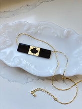 Load image into Gallery viewer, Canadian Flag Reversible Bar - Gold