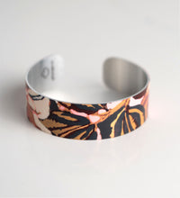 Load image into Gallery viewer, Sweet Pea Small Cuff
