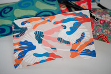 Load image into Gallery viewer, Tropics Zippered Bag
