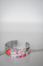 Load image into Gallery viewer, Meredith Small Cuff
