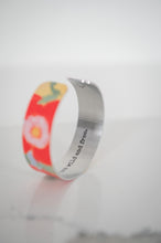 Load image into Gallery viewer, Pedal Pop Small Cuff
