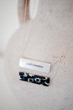 Load image into Gallery viewer, Wild Side Reversible Bar - Silver
