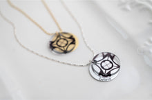 Load image into Gallery viewer, Moko Eclipse Charm Necklace - gold
