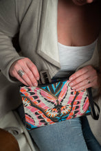 Load image into Gallery viewer, Flutter Zippered Bag
