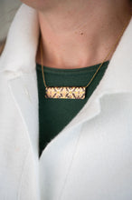Load image into Gallery viewer, Loganberry Reversible Bar - Gold
