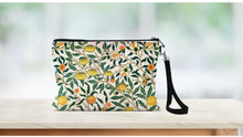 Load image into Gallery viewer, Limoncello Linen Zippered Bag

